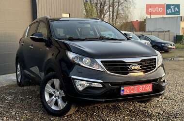 Внедорожник / Кроссовер Kia Sportage 2012 в 