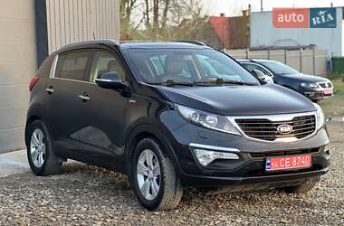 Внедорожник / Кроссовер Kia Sportage 2012 в 