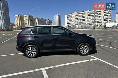 Внедорожник / Кроссовер Kia Sportage 2017 в 