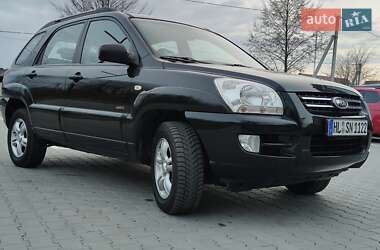 Внедорожник / Кроссовер Kia Sportage 2006 в 