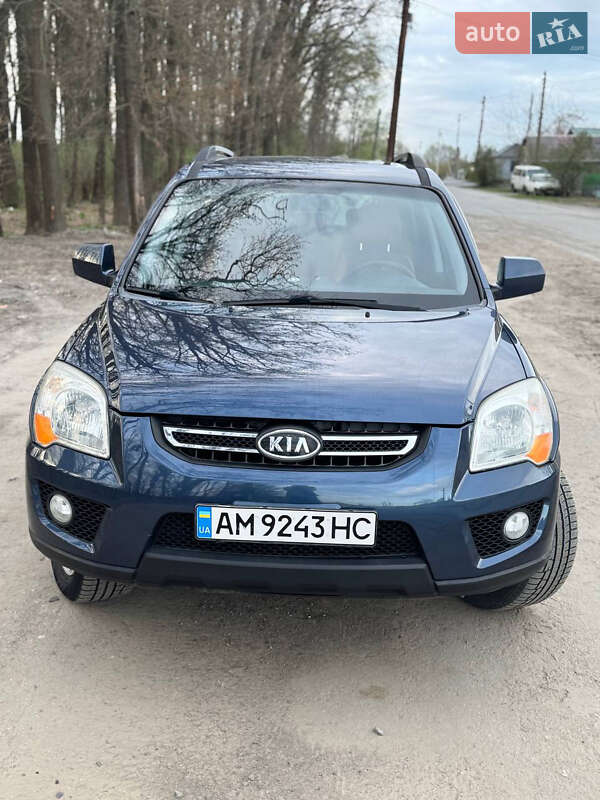 Внедорожник / Кроссовер Kia Sportage 2009 в Звягеле