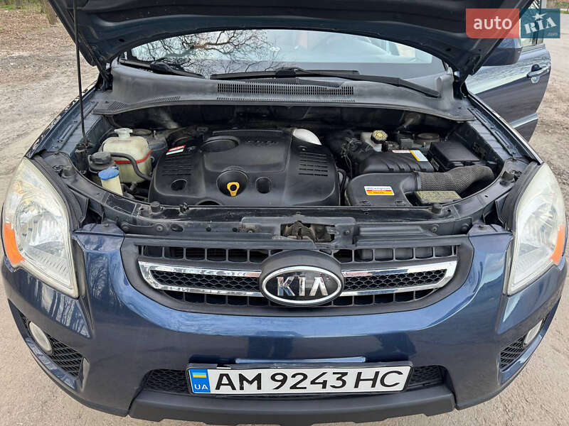 Внедорожник / Кроссовер Kia Sportage 2009 в Звягеле