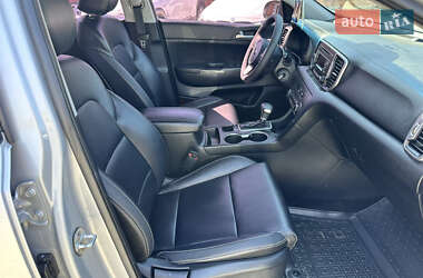 Внедорожник / Кроссовер Kia Sportage 2016 в 