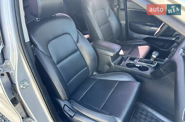 Внедорожник / Кроссовер Kia Sportage 2016 в 