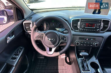 Внедорожник / Кроссовер Kia Sportage 2016 в 