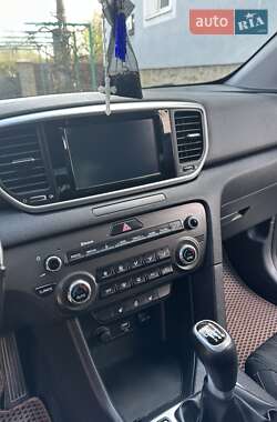 Внедорожник / Кроссовер Kia Sportage 2018 в 