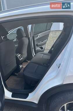 Внедорожник / Кроссовер Kia Sportage 2018 в 