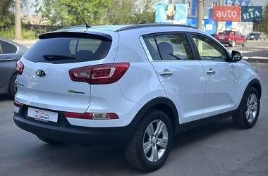 Позашляховик / Кросовер Kia Sportage 2011 в 