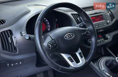 Позашляховик / Кросовер Kia Sportage 2011 в 