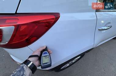 Позашляховик / Кросовер Kia Sportage 2011 в 
