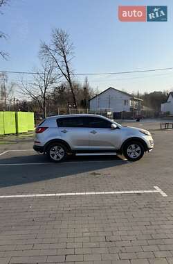 Позашляховик / Кросовер Kia Sportage 2011 в 