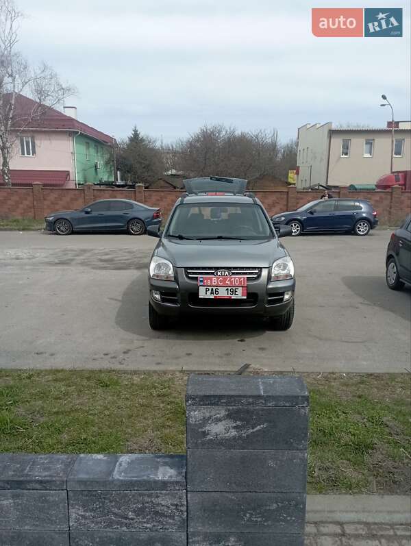 Позашляховик / Кросовер Kia Sportage 2007 в 