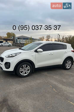 Внедорожник / Кроссовер Kia Sportage 2016 в 