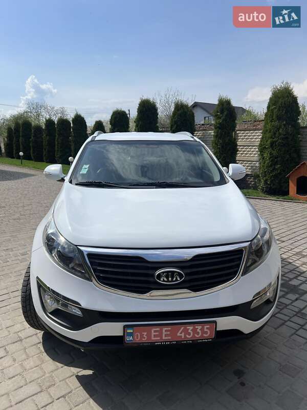 Внедорожник / Кроссовер Kia Sportage 2011 в Ровно