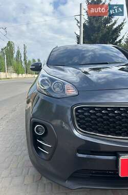 Внедорожник / Кроссовер Kia Sportage 2016 в 