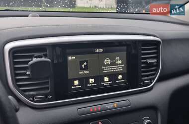 Позашляховик / Кросовер Kia Sportage 2019 в 
