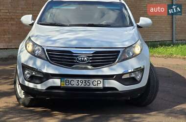 Внедорожник / Кроссовер Kia Sportage 2012 в 