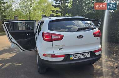 Внедорожник / Кроссовер Kia Sportage 2012 в 