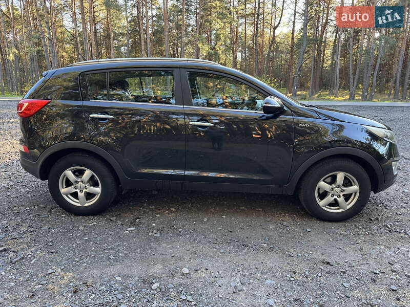 Внедорожник / Кроссовер Kia Sportage 2011 в Луцке