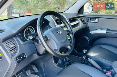 Внедорожник / Кроссовер Kia Sportage 2009 в 