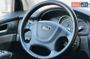 Внедорожник / Кроссовер Kia Sportage 2009 в 