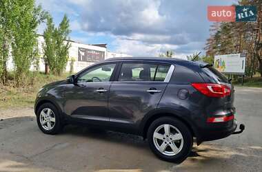 Внедорожник / Кроссовер Kia Sportage 2012 в 