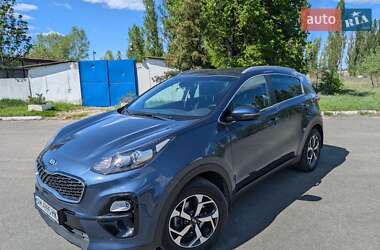 Позашляховик / Кросовер Kia Sportage 2019 в 