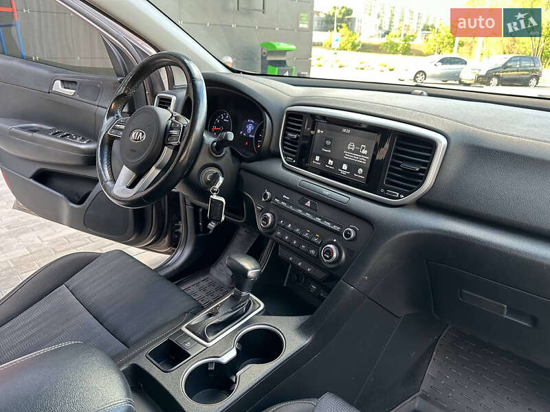 Позашляховик / Кросовер Kia Sportage 2019 в Дніпрі фото 26 Позашляховик / Кросовер Kia Sportage 2019 в Дніпрі