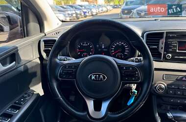 Внедорожник / Кроссовер Kia Sportage 2016 в 