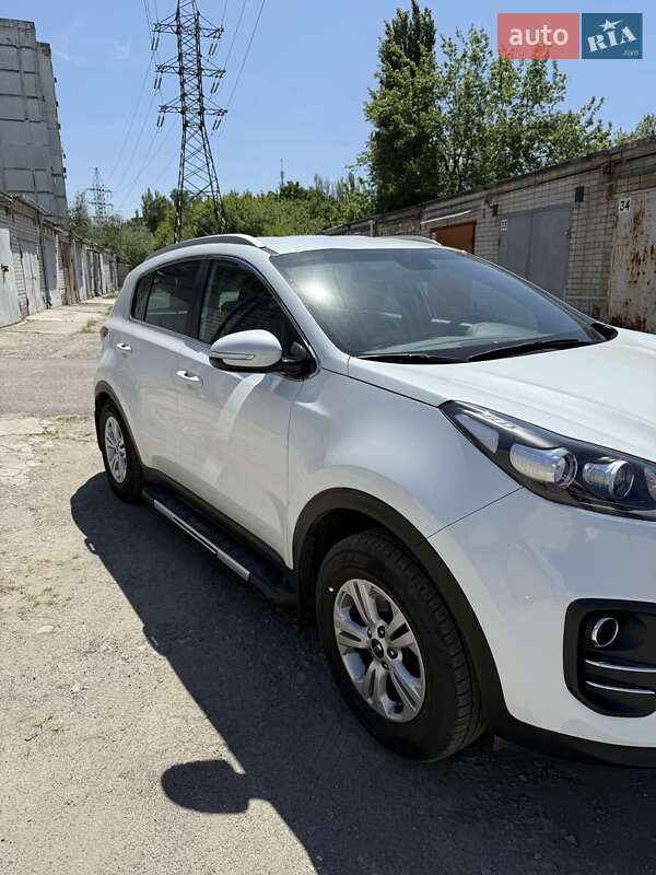 Внедорожник / Кроссовер Kia Sportage 2017 в Днепре