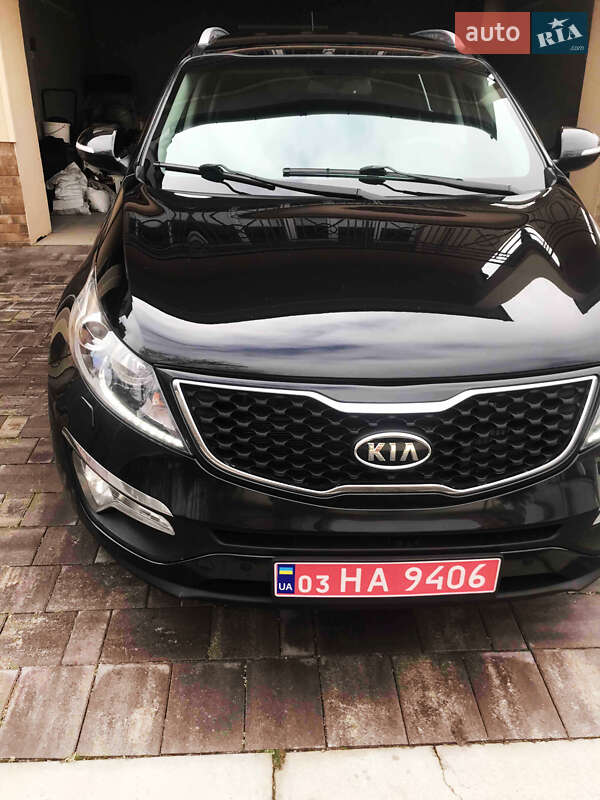 Внедорожник / Кроссовер Kia Sportage 2013 в 