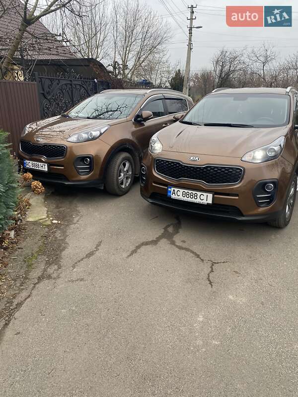 Позашляховик / Кросовер Kia Sportage 2017 в Нововолинську