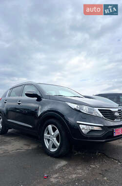 Позашляховик / Кросовер Kia Sportage 2013 в Рівному
