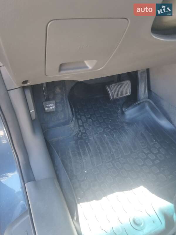 Внедорожник / Кроссовер Kia Sportage 2013 в Харькове