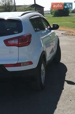Внедорожник / Кроссовер Kia Sportage 2011 в 