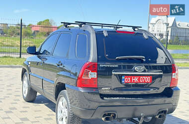 Внедорожник / Кроссовер Kia Sportage 2009 в 