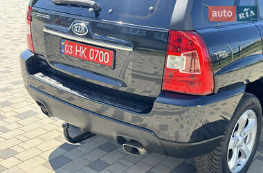 Внедорожник / Кроссовер Kia Sportage 2009 в 