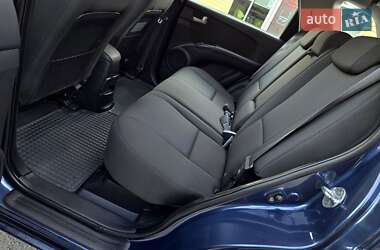 Внедорожник / Кроссовер Kia Sportage 2008 в 