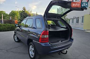 Внедорожник / Кроссовер Kia Sportage 2008 в 