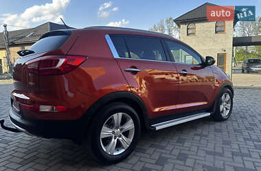 Внедорожник / Кроссовер Kia Sportage 2012 в 