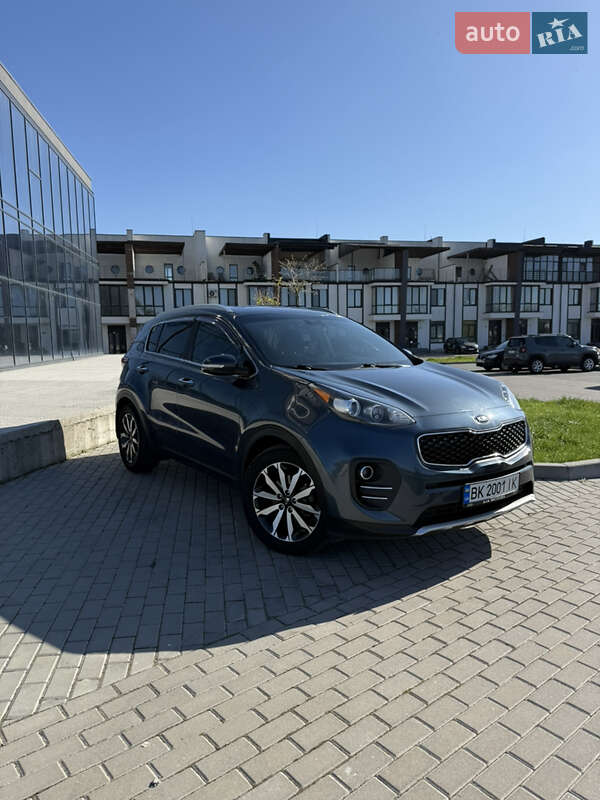 Внедорожник / Кроссовер Kia Sportage 2017 в Ровно