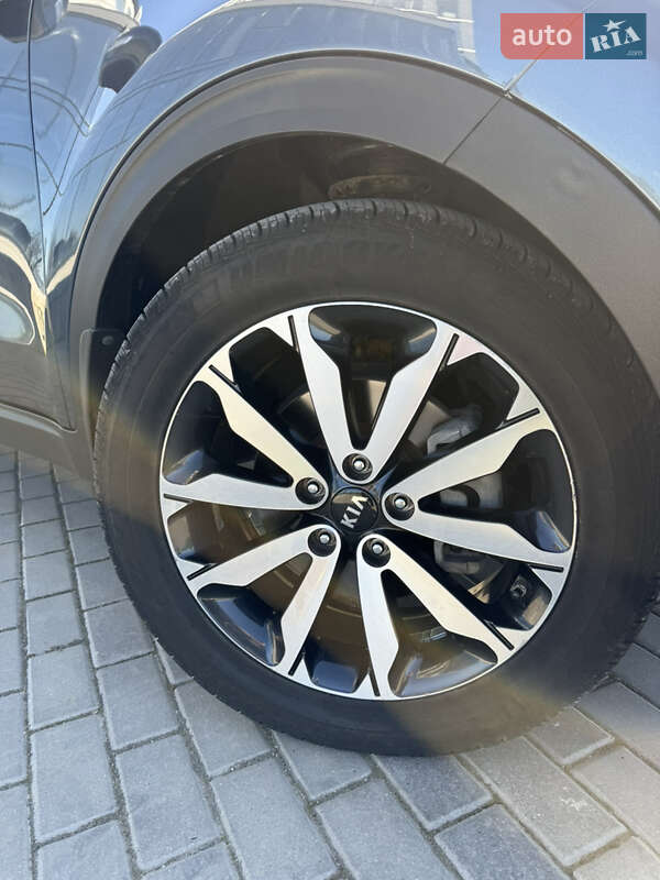 Внедорожник / Кроссовер Kia Sportage 2017 в Ровно