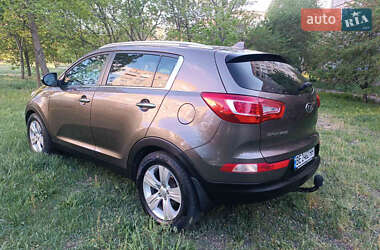 Внедорожник / Кроссовер Kia Sportage 2011 в 