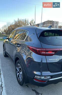 Позашляховик / Кросовер Kia Sportage 2021 в 