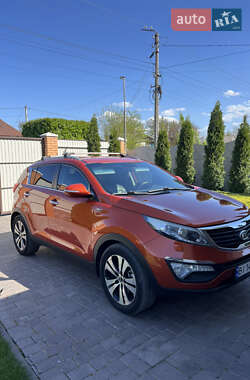 Внедорожник / Кроссовер Kia Sportage 2012 в 