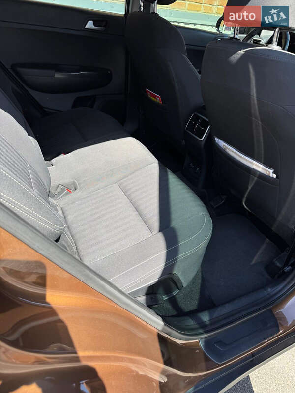 Позашляховик / Кросовер Kia Sportage 2017 в Полтаві