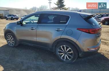 Внедорожник / Кроссовер Kia Sportage 2016 в 
