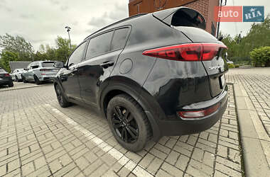 Позашляховик / Кросовер Kia Sportage 2017 в 