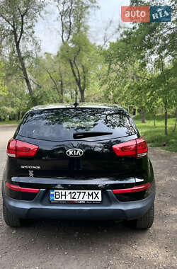 Внедорожник / Кроссовер Kia Sportage 2015 в 