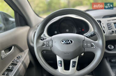 Внедорожник / Кроссовер Kia Sportage 2015 в 